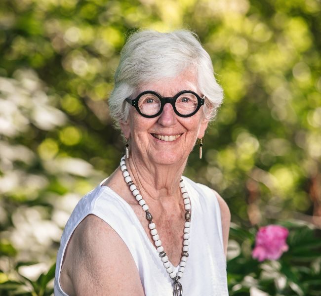 Headshot of Maryanne Mott