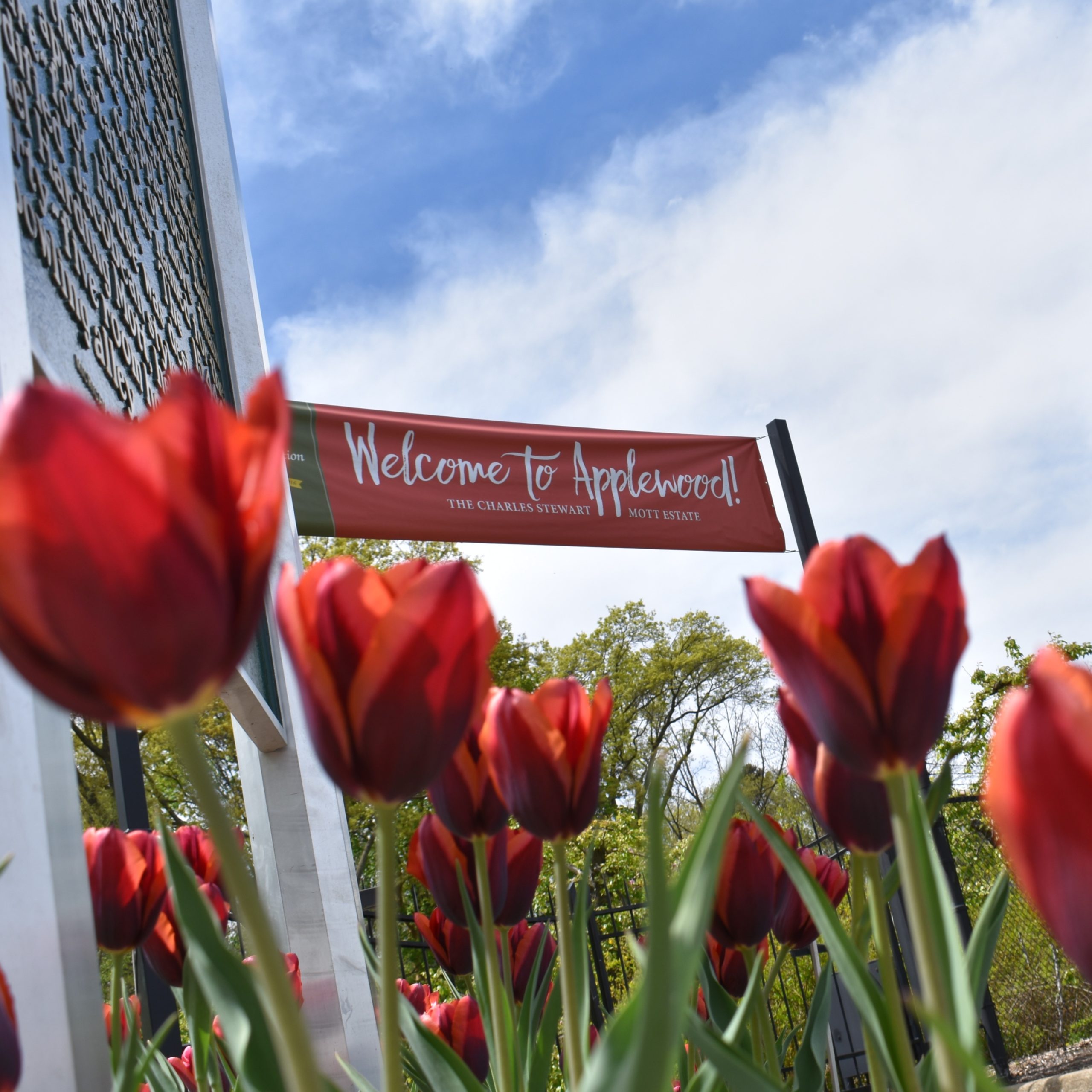 Welcome to Applewood entrance banner